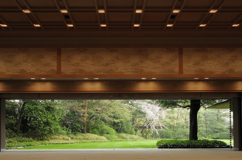 Suimeikan Gero Exterior foto The interior of the main hall